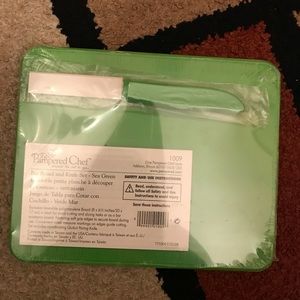 Pampered Chef Bar Board And Knife Set